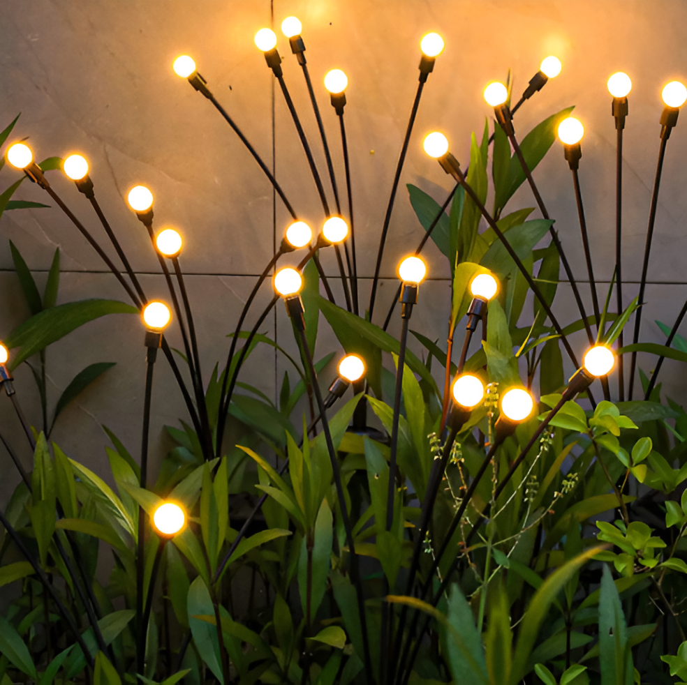 Aurora – Illuminazione solare a LED da giardino con un magico effetto lucciola