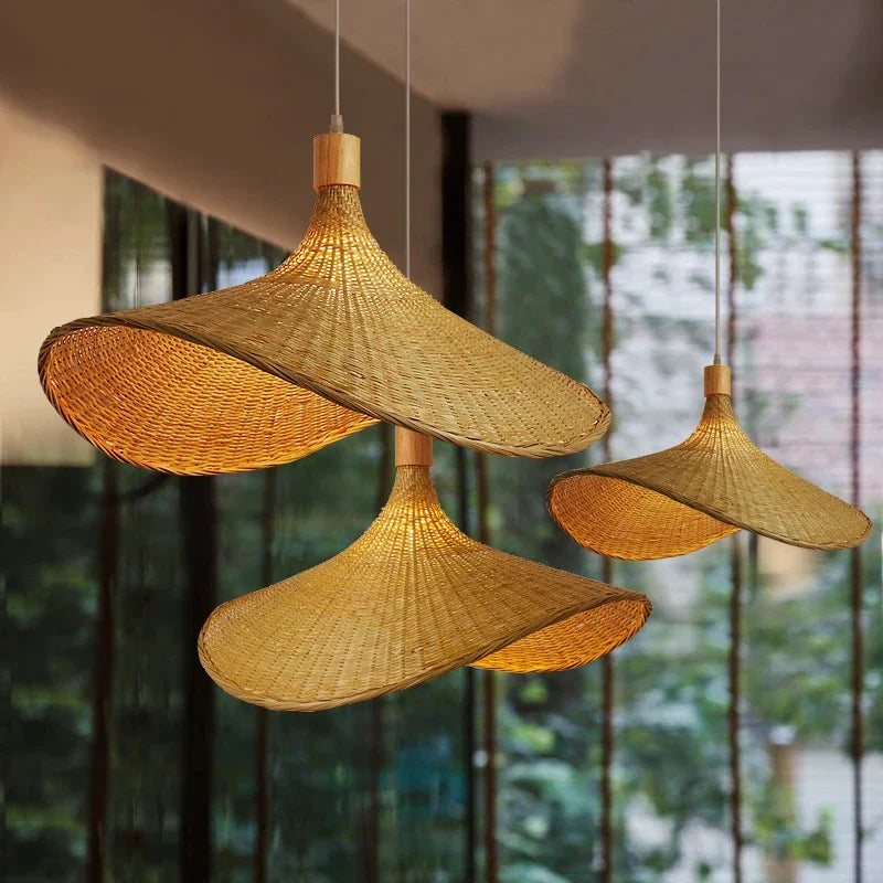 Bambooz – Lampada da soffitto di design in bambù per un'atmosfera moderna