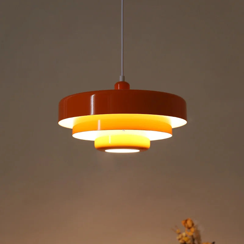 Slanke en stijlvolle LED plafondlamp met een minimalistisch design, die een heldere en gelijkmatige verlichting biedt. Perfect voor moderne interieurs.