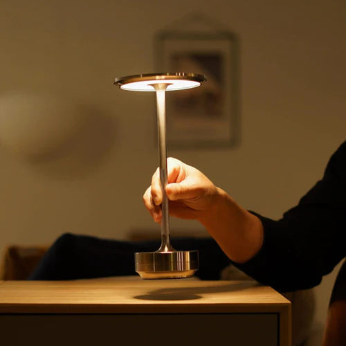 Lumixia – Lampada da tavolo ricaricabile senza fili per il tuo comodino