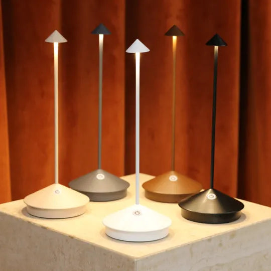 Lunora – Moderne LED Tafellamp voor op je Nachtkastje en Woonkamer
