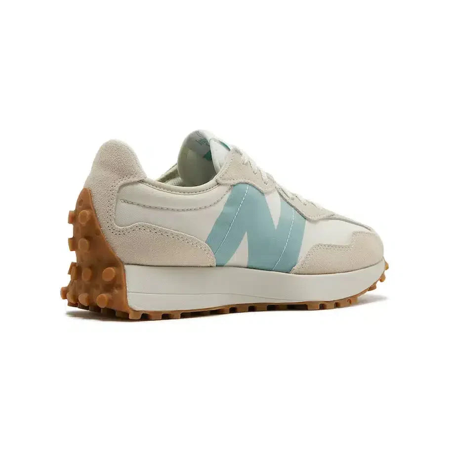 New Balance 327 damessneakers – lichtblauw en beige, casual retrostijl