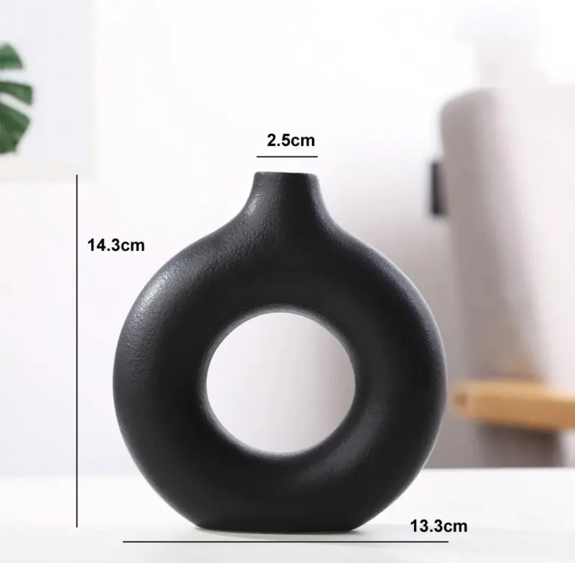 Serenitas - Elegante vaso in vetro per interni armoniosi