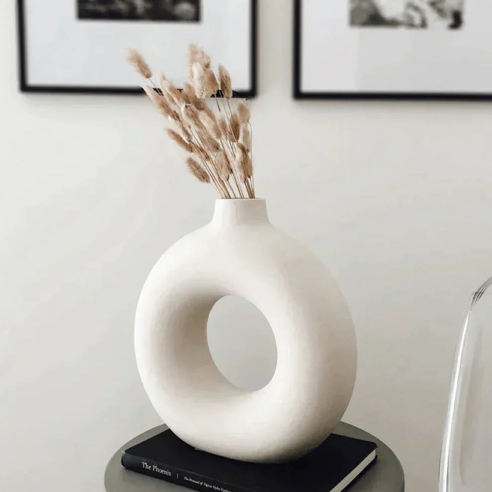 Serenitas - Elegante vaso in vetro per interni armoniosi