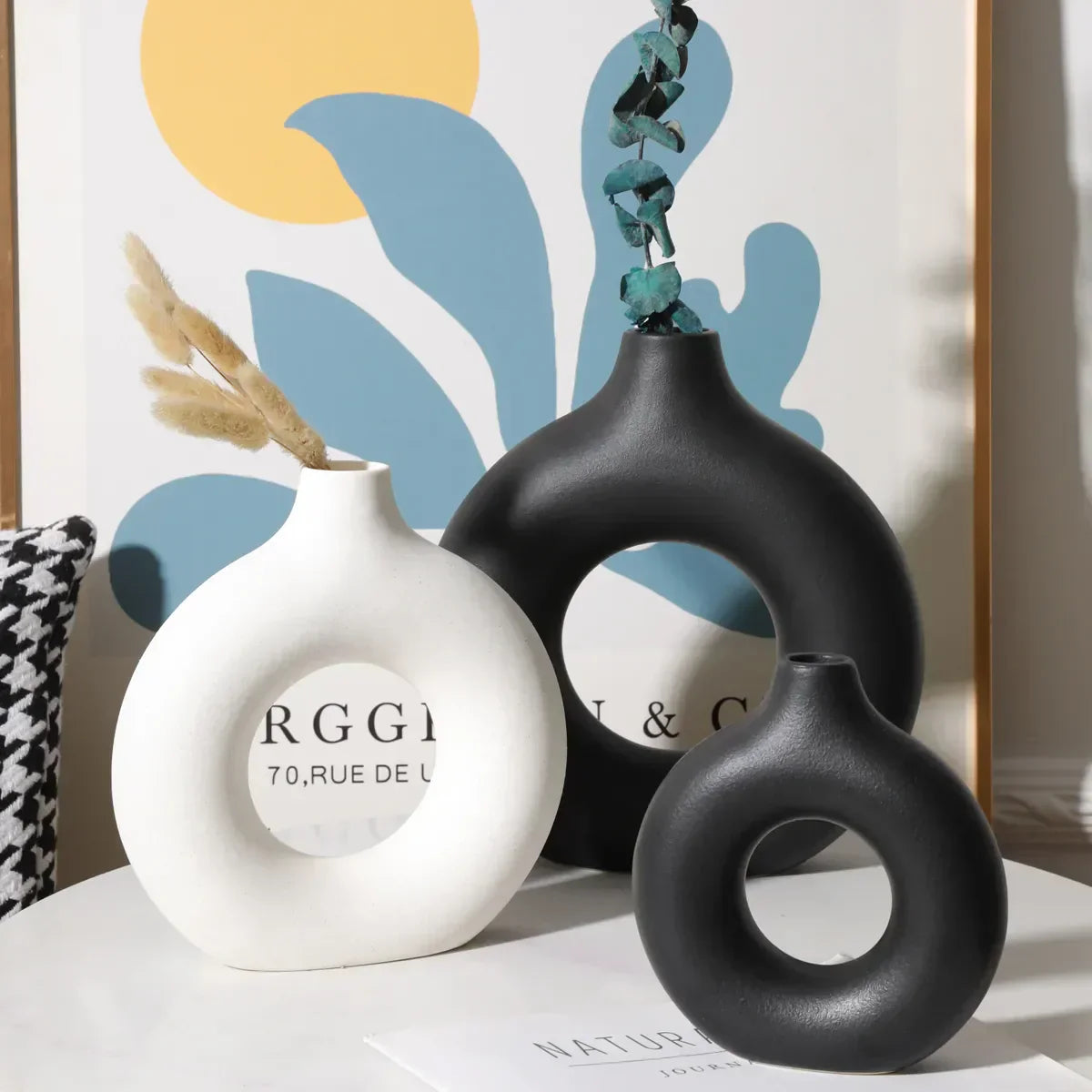 Serenitas - Elegante vaso in vetro per interni armoniosi