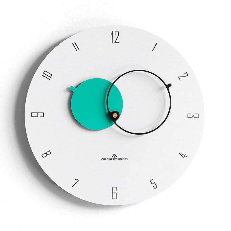 Tempora – Stijlvolle Tijdgeest Wandklok met Modern Design
