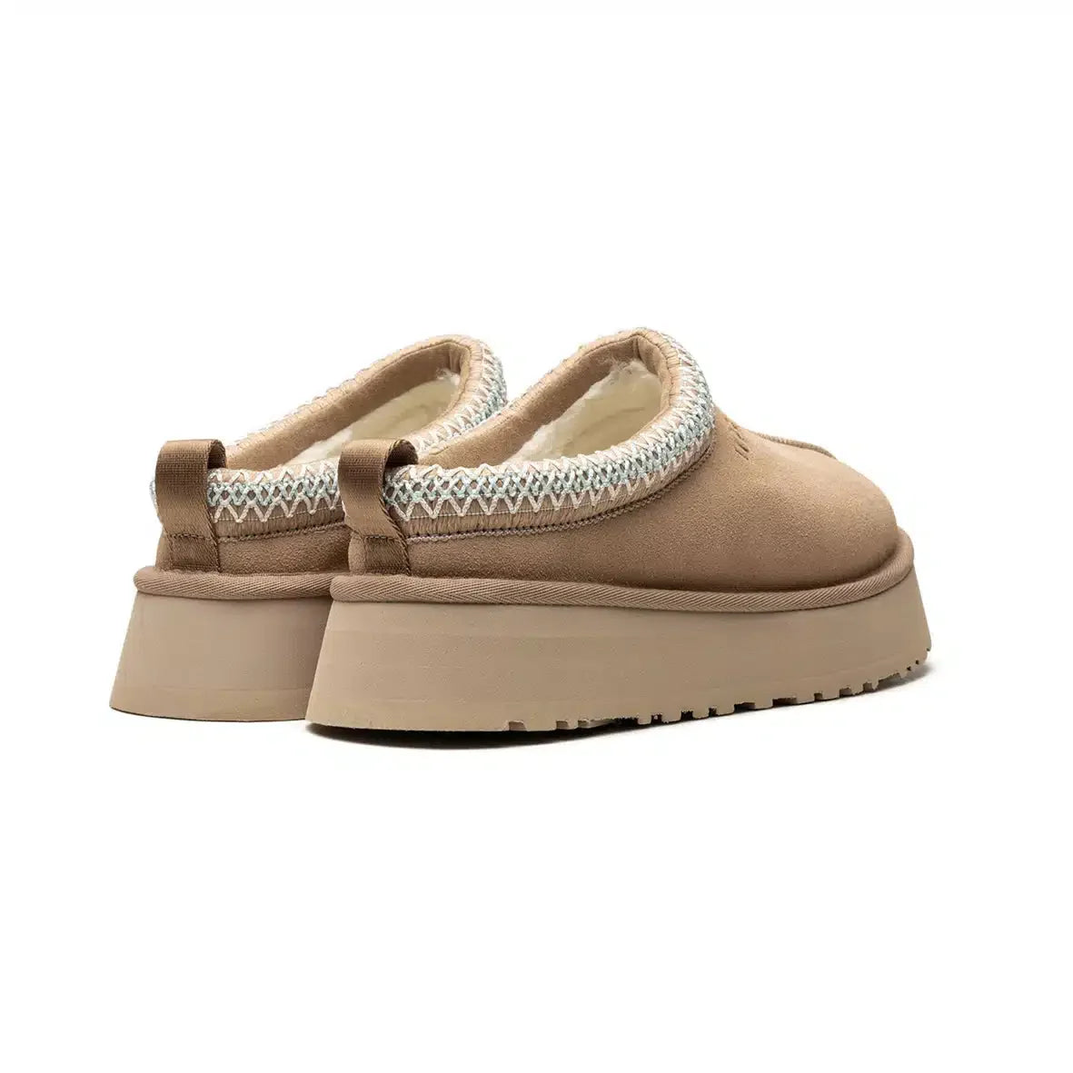 UGG Tazz Sand Beige pantoffels – Elegant en comfortabel met verhoogde zool
