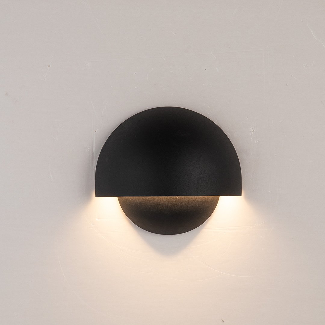 Lumibuiten – LED Wandlamp voor Buiten | Waterdicht & Zuinig