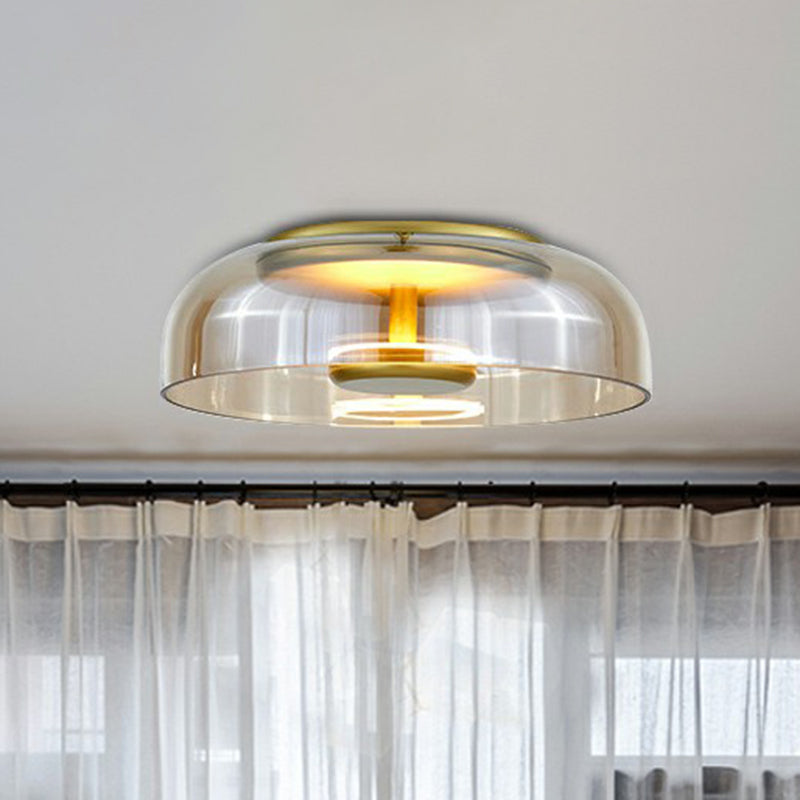 Lumiglass – Moderne LED Wandlamp met Glazen Driehoekige Kap