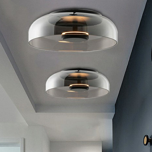 Lumiglass – Moderne LED Wandlamp met Glazen Driehoekige Kap