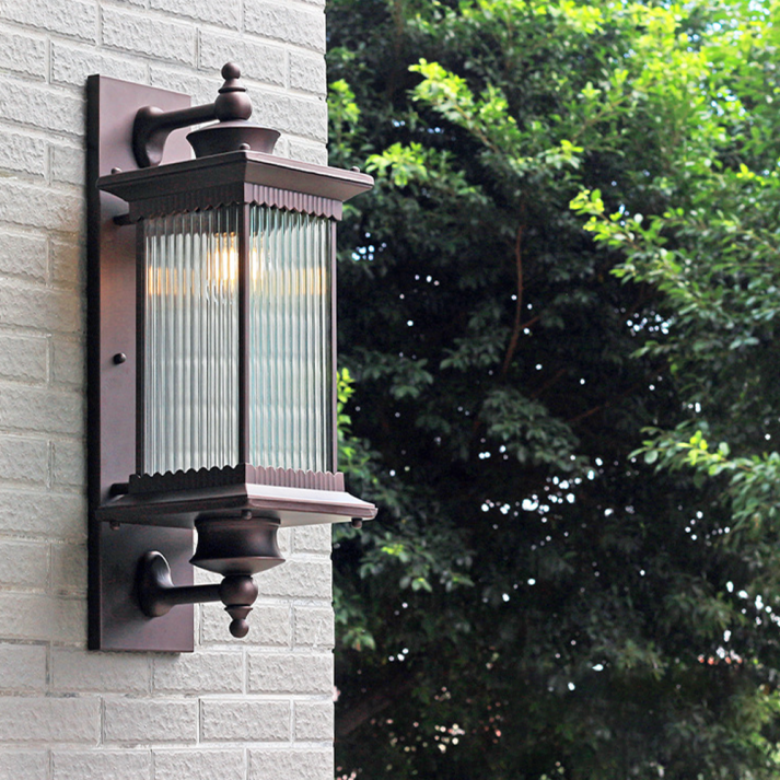 Lumolantern – Zwarte Vintage Buitenlamp voor Muur