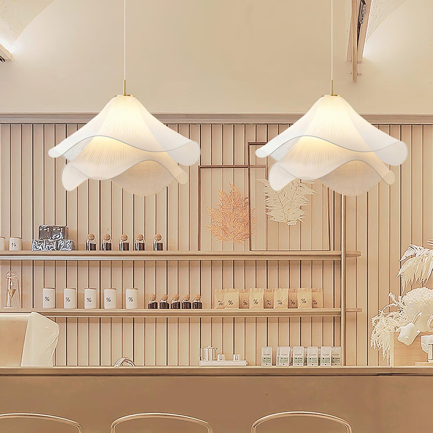 Bloomora – Elegante lampada da soffitto dal design a forma di fiore