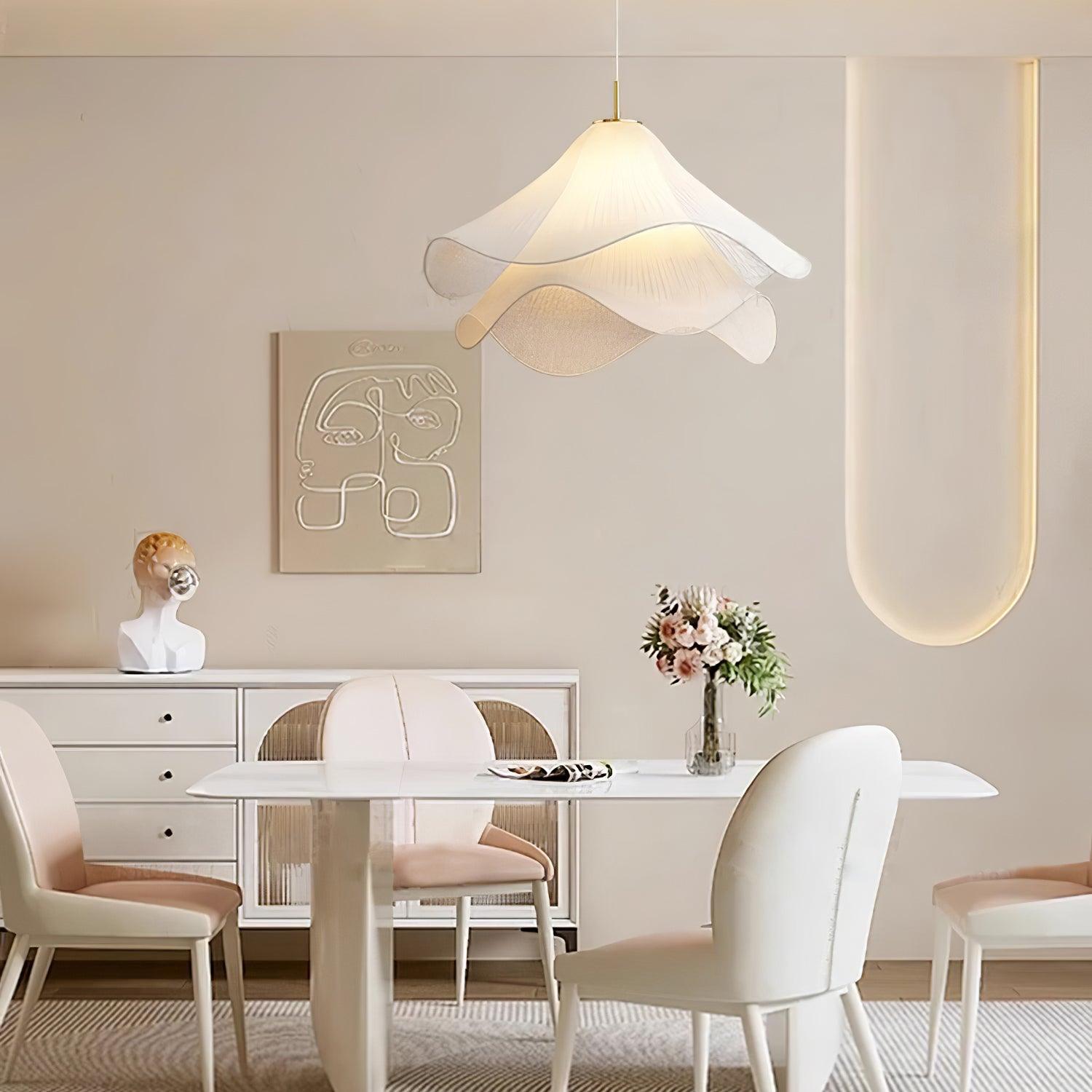 Bloomora – Elegant Design Loftlampe med Blomsterform