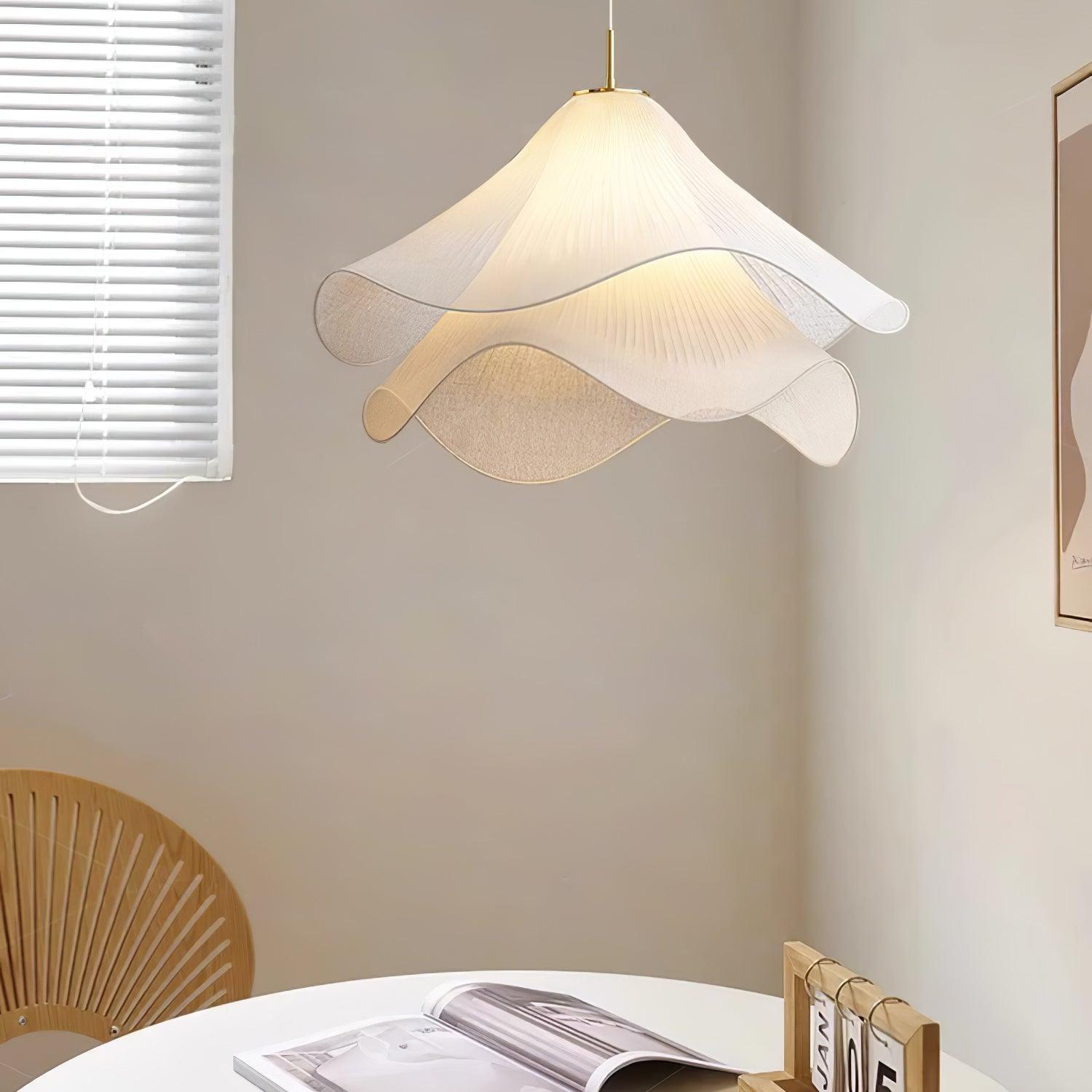 Bloomora – Elegant Design Loftlampe med Blomsterform