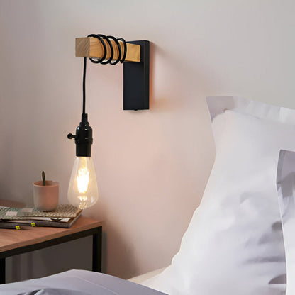 Soleno – Strakke Houten LED Wandlamp voor Een Gezellige Sfeer