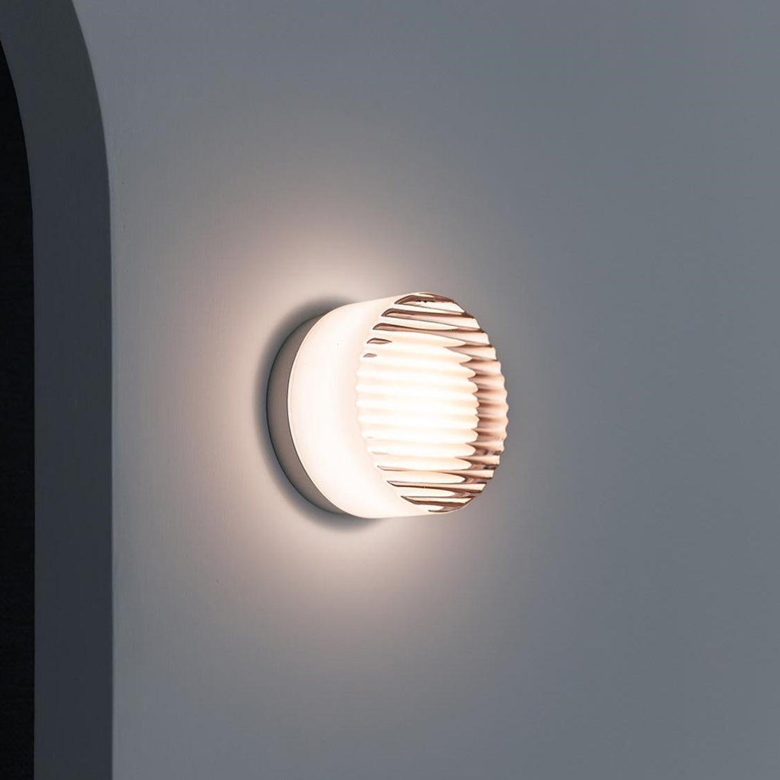 Lumera – Stijlvolle Wandlamp voor Binnen en Buiten