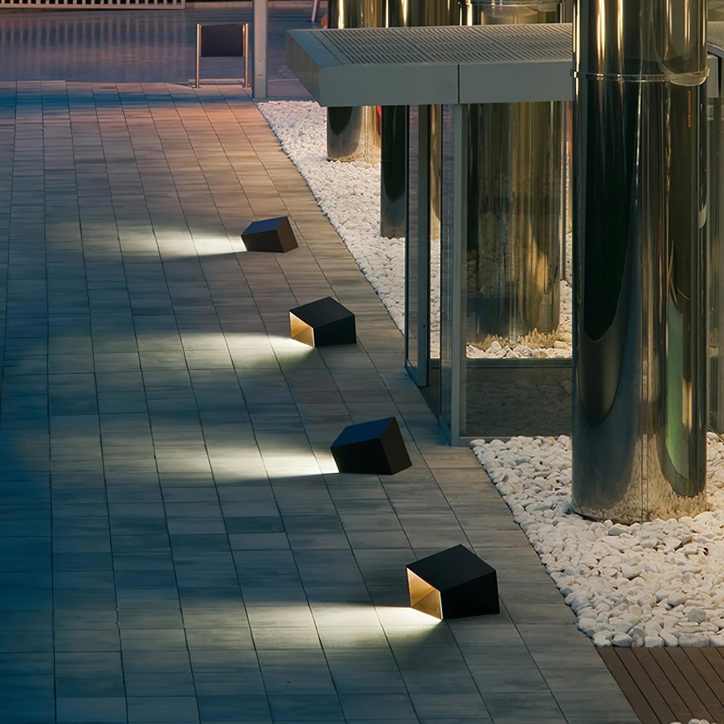 Lumero – Moderne solar buitenlamp voor een sfeervolle tuin