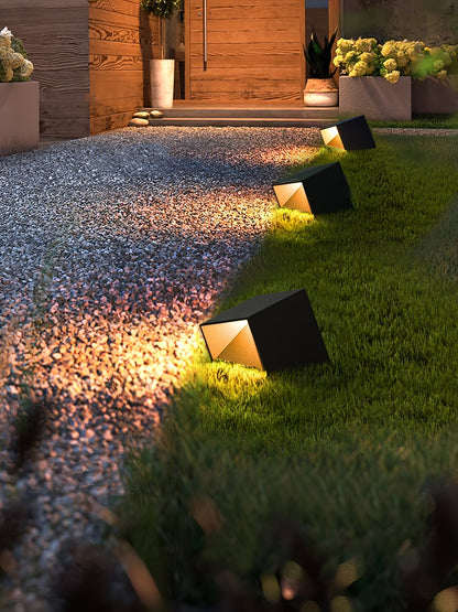 Lumero – Moderne solar buitenlamp voor een sfeervolle tuin