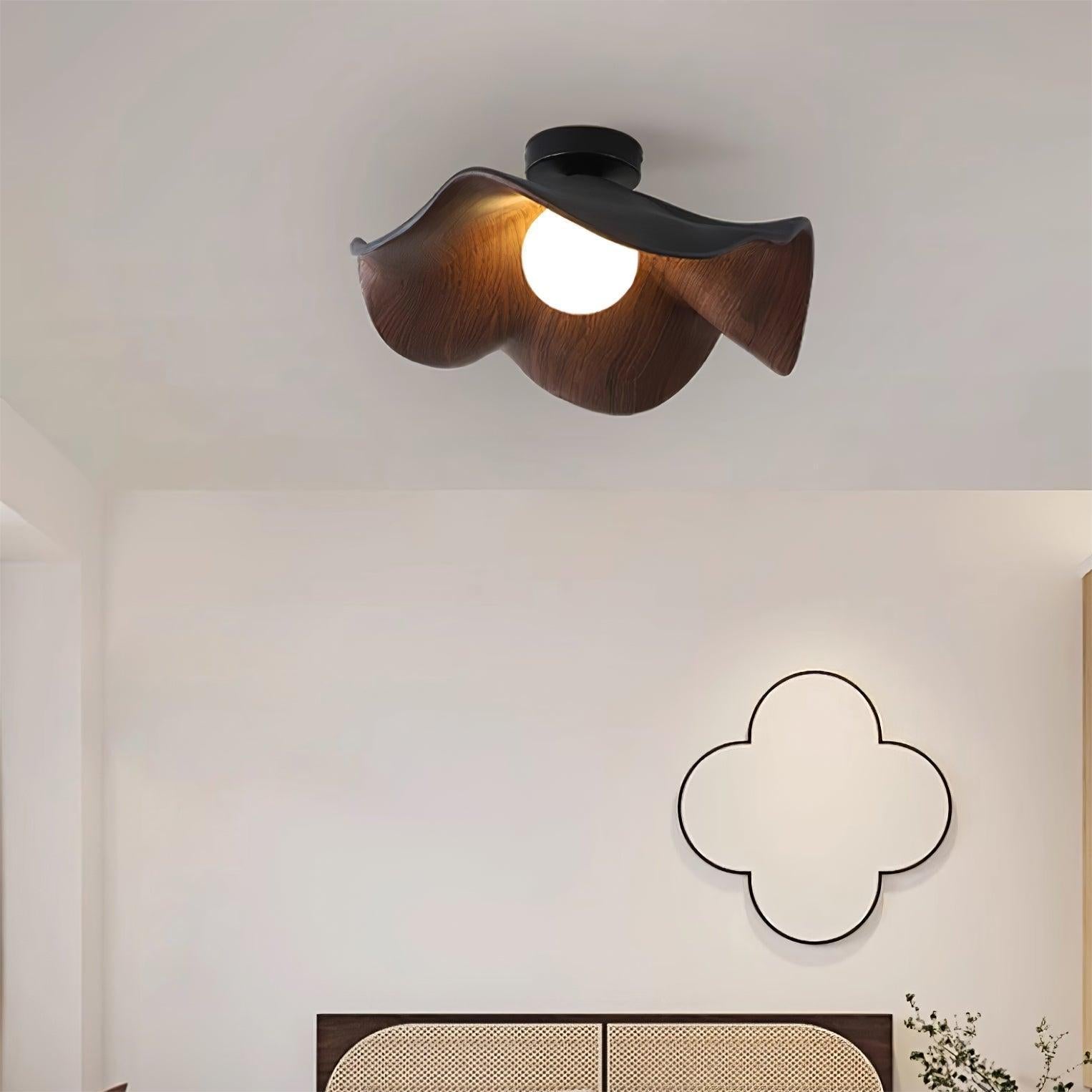 Lumora – Træ Design Loftlampe med Skandinavisk Touch