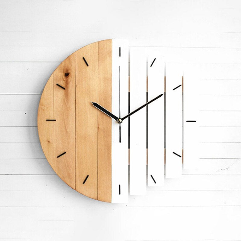 Lunara – Grote houten wandklok met natuurlijk design