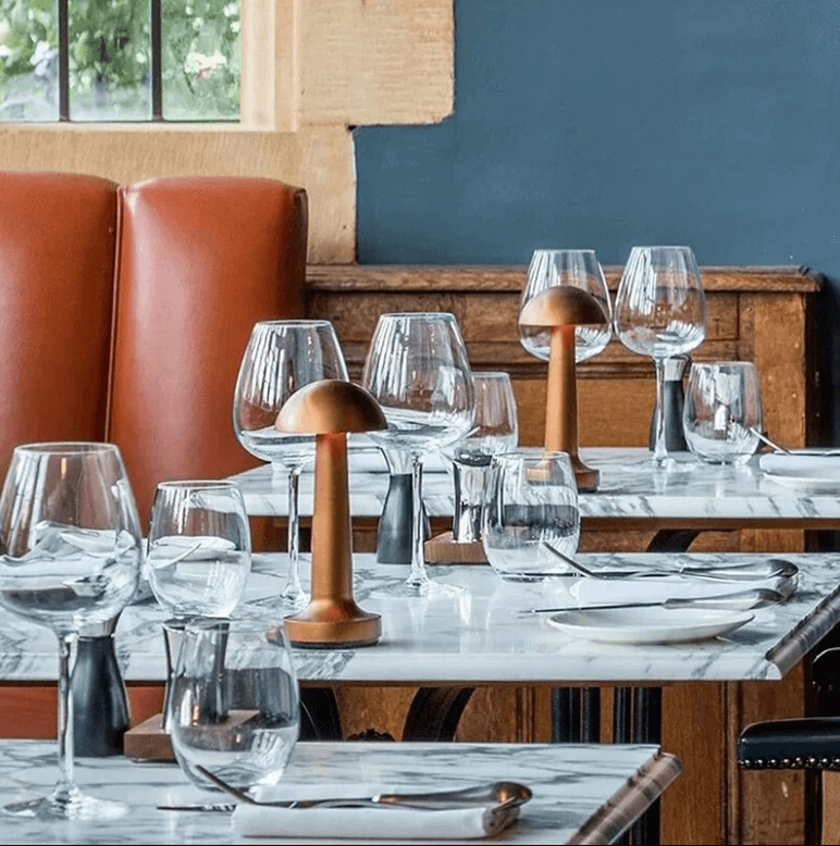 Lunara – Trendy Bordlampe til en Hyggelig Stemning
