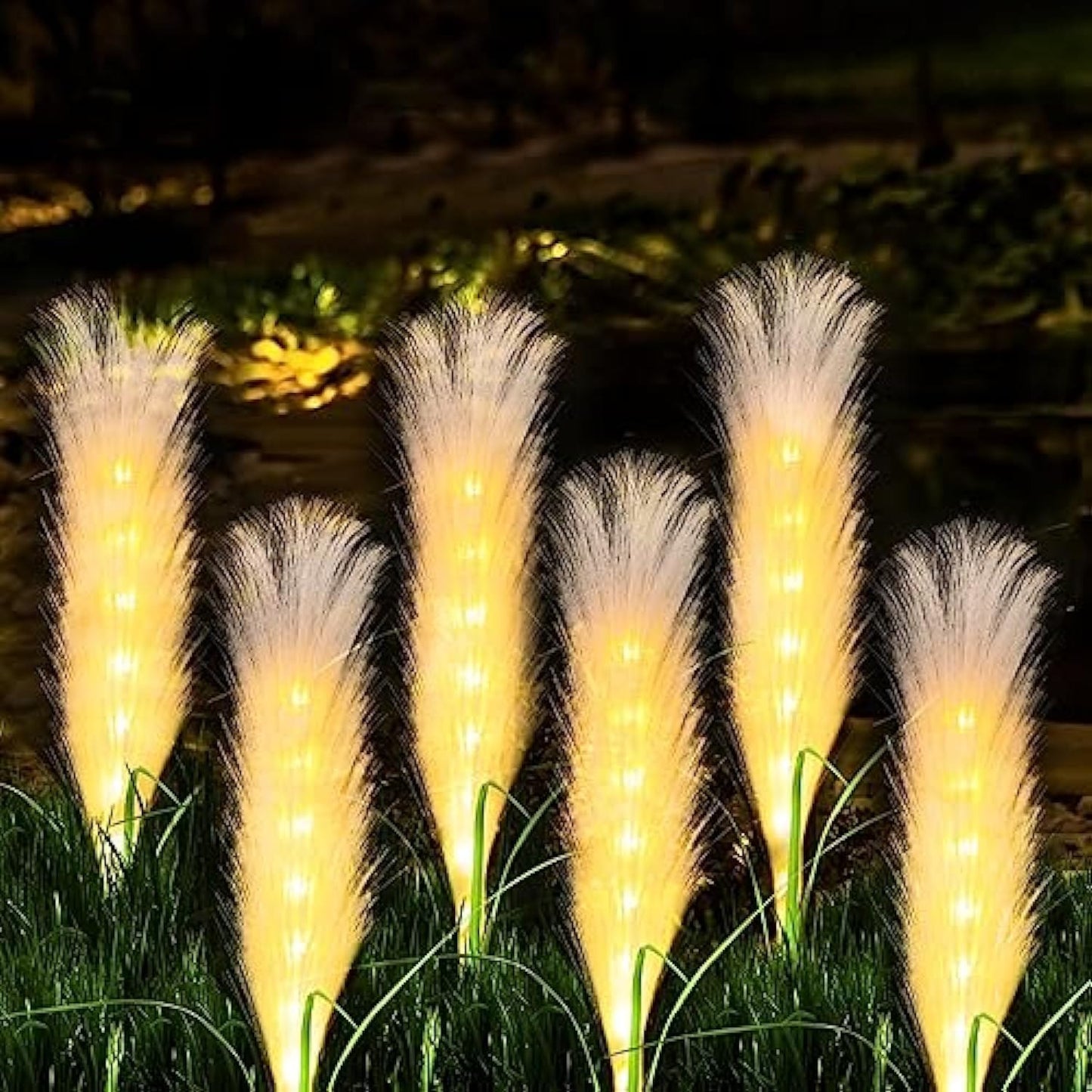 Lunora – Sfeervolle solar buitenlamp met natuurlijk rietdesign