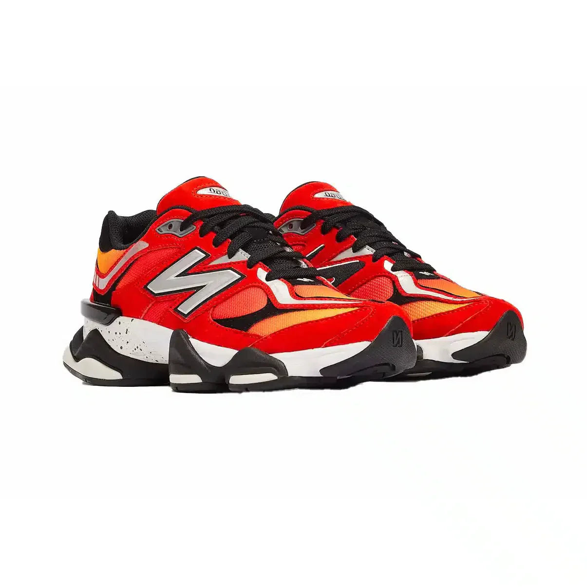New Balance 9060 herensneakers, rood, geel en zwart – moderne futuristische stijl