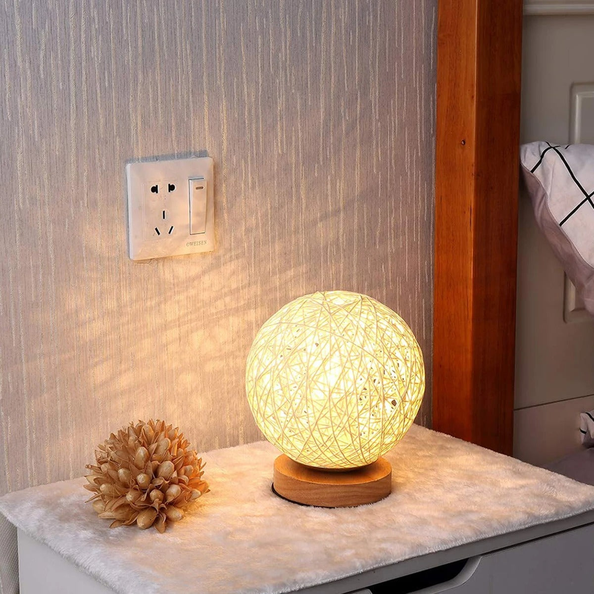 Natura – Handgemaakte Dimbare Rattan Tafellamp
