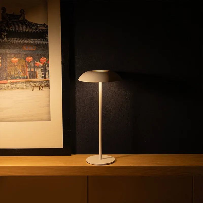Neova – Trendy Touch Bordlampe til Indendørs og Udendørs Brug