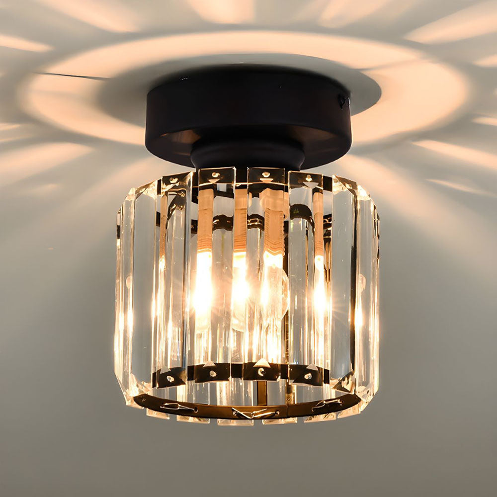 Nox – Musta moderni kattovalaisin selkeällä designilla