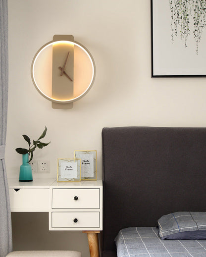 Varelux – Moderne wandklok met rustgevend LED-licht