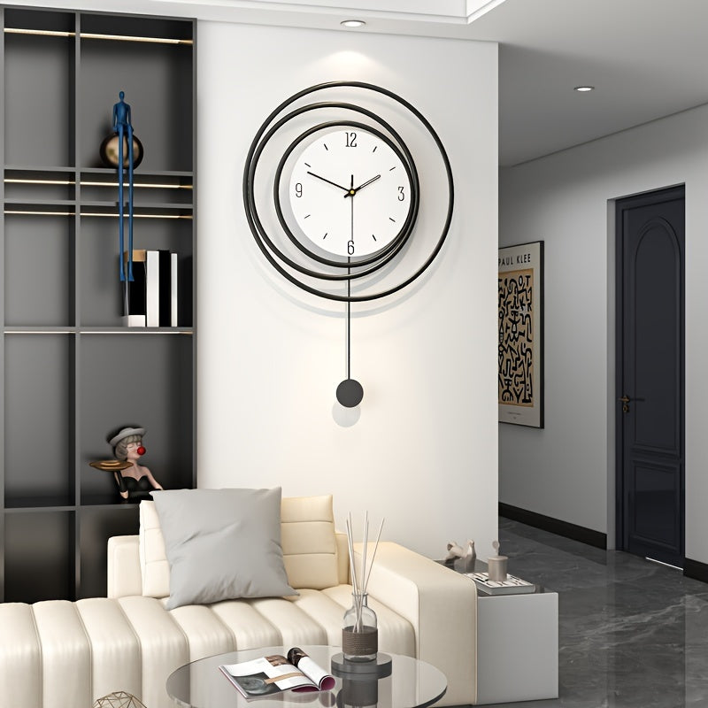 Varos – Grote minimalistische metalen wandklok