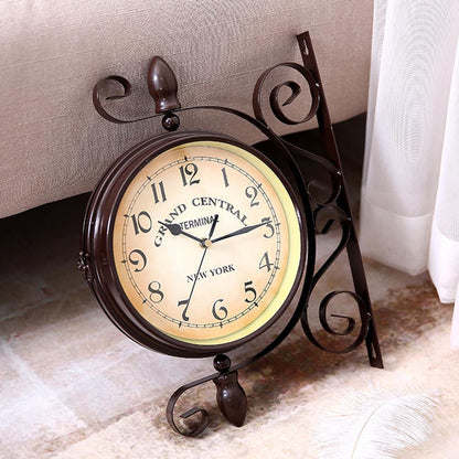 Vintora – Vintage wandklok met retro stationslook