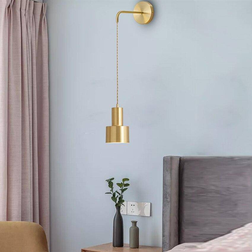 Luxelum - Gouden Wandlamp met Hangende Bol